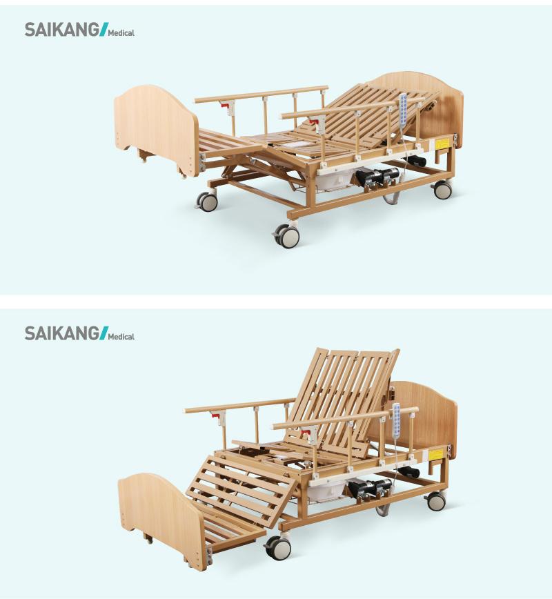 Sk-D07-1 Adjustable Hospital Electric Wooden Medical Bed with Casters