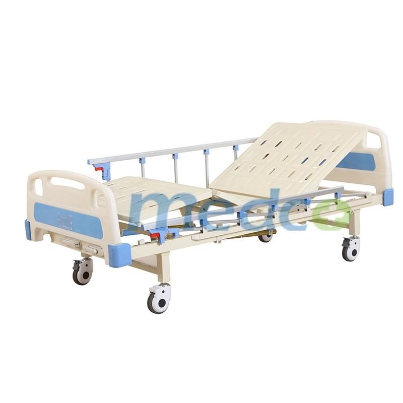China Factory Two Functions Manual Hospital Bed Medical Equipment