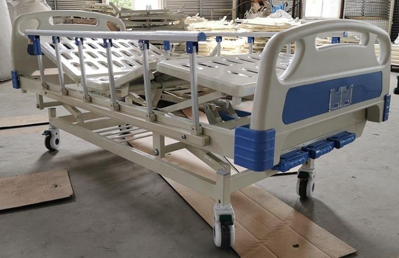 Cheap Price Adjustable 3 Function Manual Hospital Bed Medical with Three Cranks for Sale