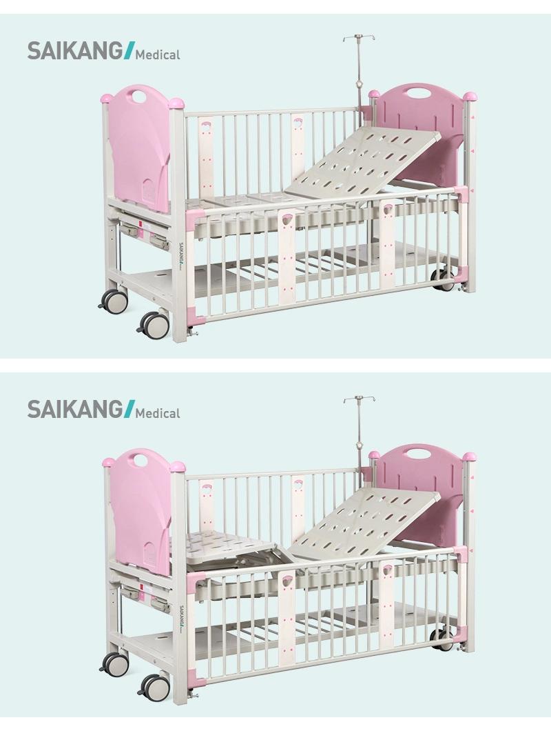 Cx2X Hospital Medical Manual Children Cartoon Bed with Wheels for Sale