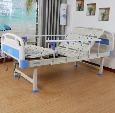 B04-5 Medical/Patient/Nursing/Fowler/ICU Bed Manufacturer ABS Two Cranks Manual Hospital Bed with Mattress and I. V Pole