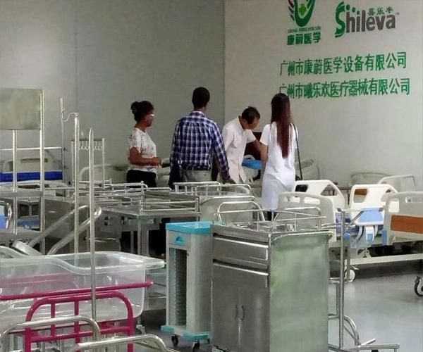 China Accompany Person Chair Bed, Patients Accompany Chair, Waiting Chair