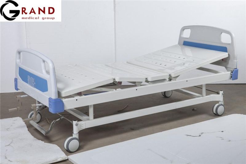 Hot Selling ABS Head Board Manual Two Crank Hospital Bed for Clinc and Hospital