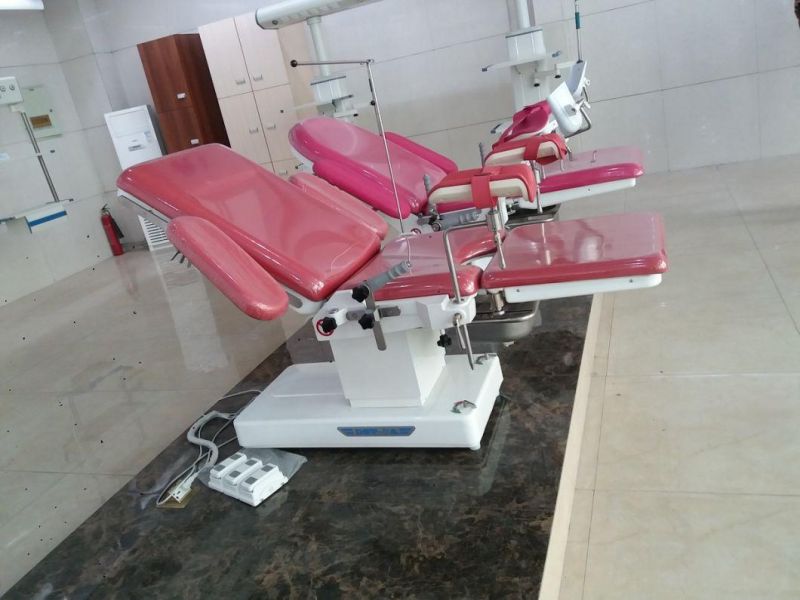 Electrical Gynecology Equipments / Luxury Obstetric Medical Delivery Table
