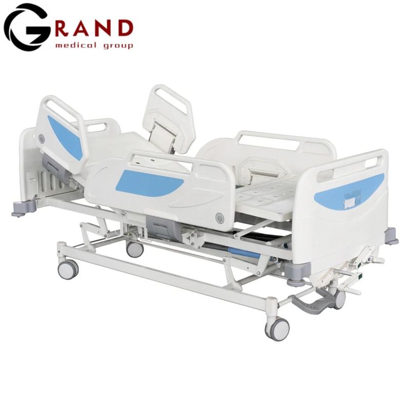 German Tente Double-Sided Casters with Locking Free Two-Stage Central Control Locking Device ABS Folding Hand Crank Manual Hospital Bed for ICU Patient ICU Bed