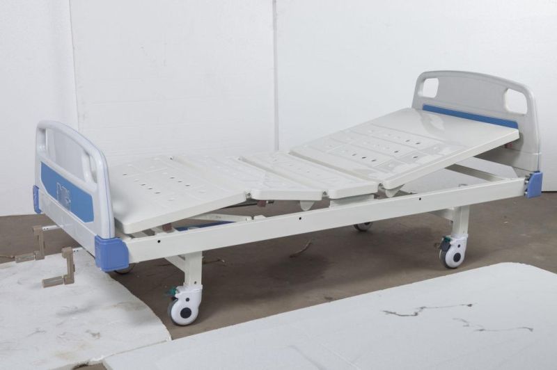 High Quality Manual 2 Cranks Perforated Plate Hospital Bed