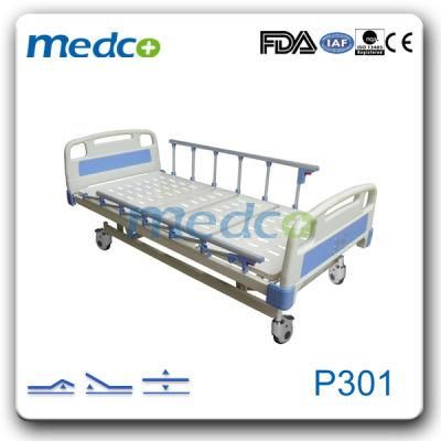 2020 New Style Medco-Three Functions Electric Hospital Bed with Guardrails