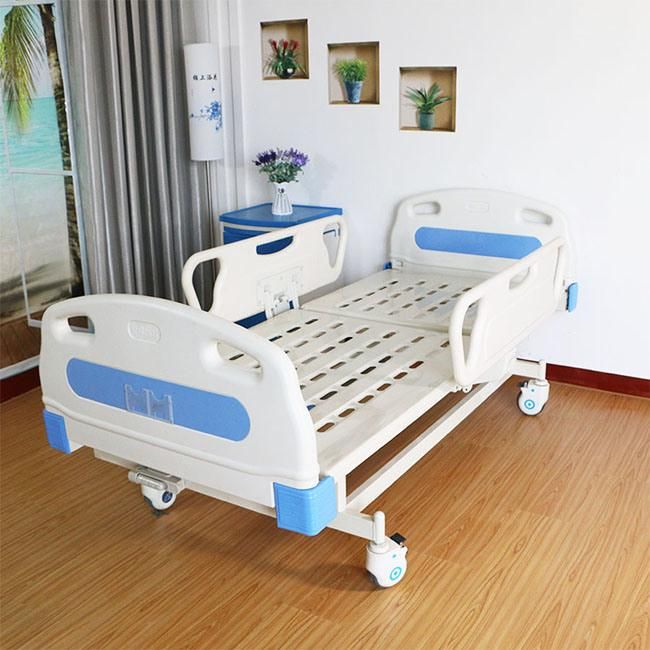 CE, ISO13485, Best Quality Fowler/ICU Bed Manufacturer Manual Hospital Bed with Mattress and I. V Pole