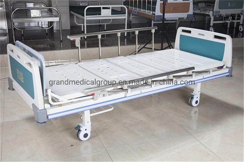 Hospital Patient Bed Surgical Bed Medical Bed 2 Cranks Manual Hospital Bed with Wheel Hospital Equipment Bed Two Function Medical Hospital Bed