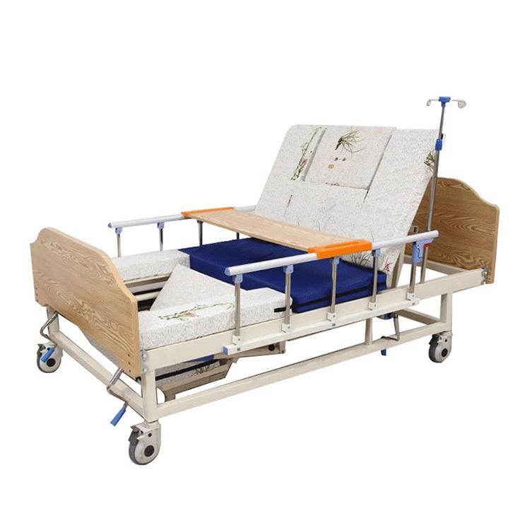 Factory Wholesale Wood Manual Medical Hospital Home Care Bed with Toilet