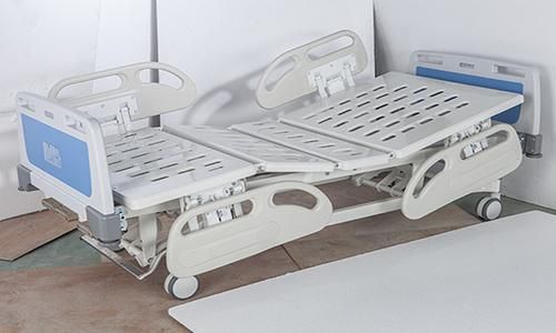 China Professional Product 3 Crank Multi-Function Manual Hospital Bed