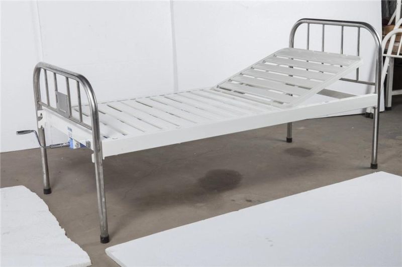 Hopsital Equipment Stainless Steel Head Strip Style Single Shake Bed Manual Clinic Patient Bed One Crank Hospital Beds Medical Bed