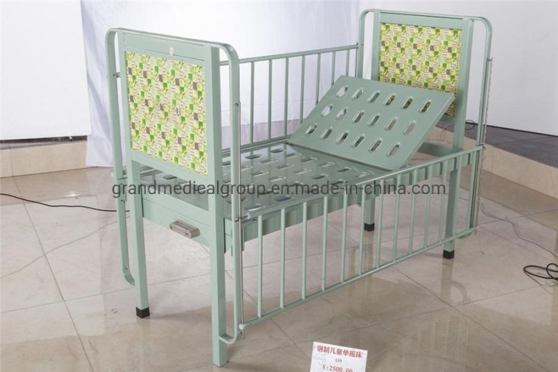 Hospital Crib Metal Babies Clinic Medical Bed Kids Children Bed with Casters Manufactures