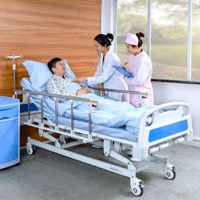 A3K Saikang Wholesale Economic 3 Crank 3 Function Movable Manual Medical Hospital Bed with Wheels