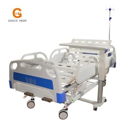 A07 Medical Equipment Manual 2 Function ICU Hospital Bed with Casters Manufacturers